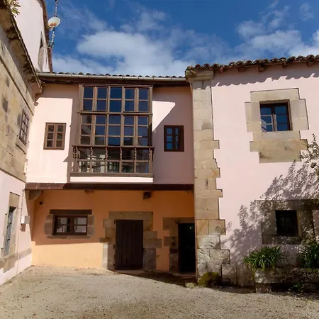 Villa Chapel House Of Palacio De Hualle Near Comillas Treceno