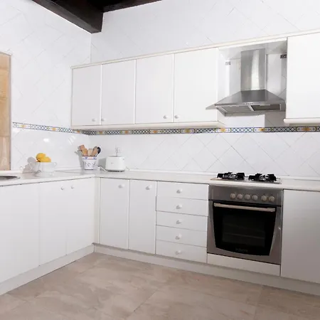 Вилла Chapel House Of Palacio De Hualle Near Comillas