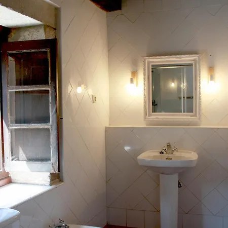 Chapel House Of Palacio De Hualle Near Comillas Вилла *