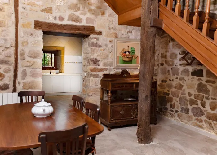 Chapel House Of Palacio De Hualle Near Comillas * Treceno