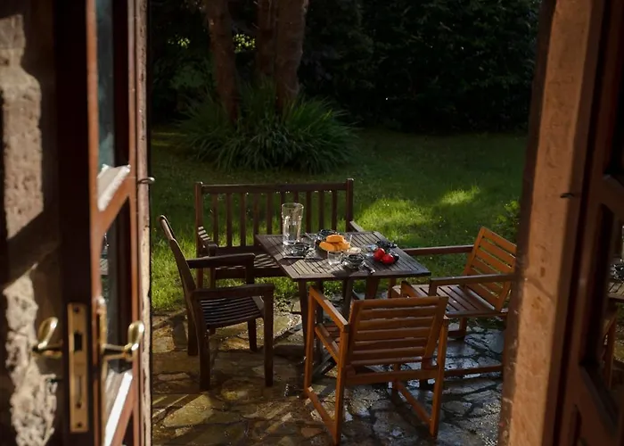 Villa Chapel House Of Palacio De Hualle Near Comillas Treceno